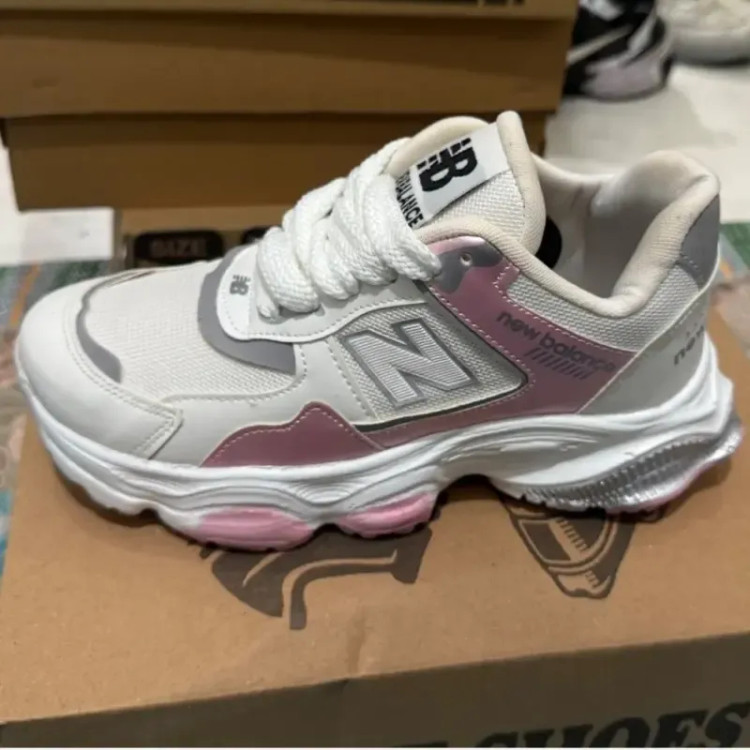 کفش کتانی زنانه نیوبالانس مدل LEO زیره دورنگ پیو